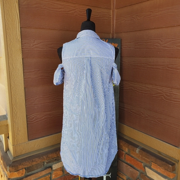 MICHAEL KORS Blue & White Pinstripe Cold Shoulder Mini Dress Women's Size 4 NWOT - Picture 14 of 15